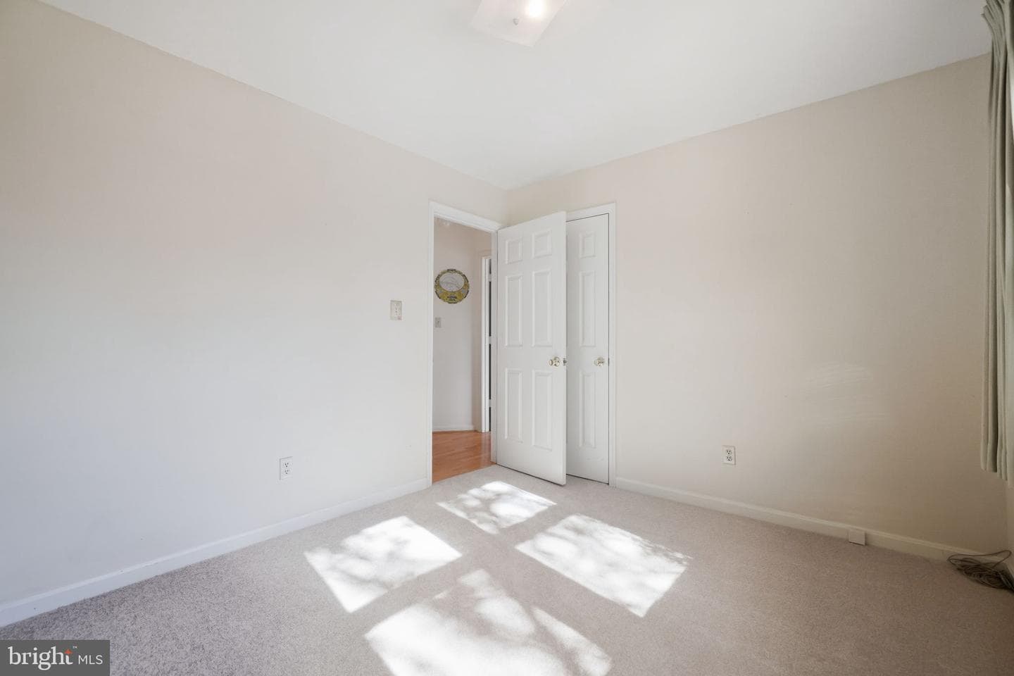 202 Stratford Place SW photo 32
