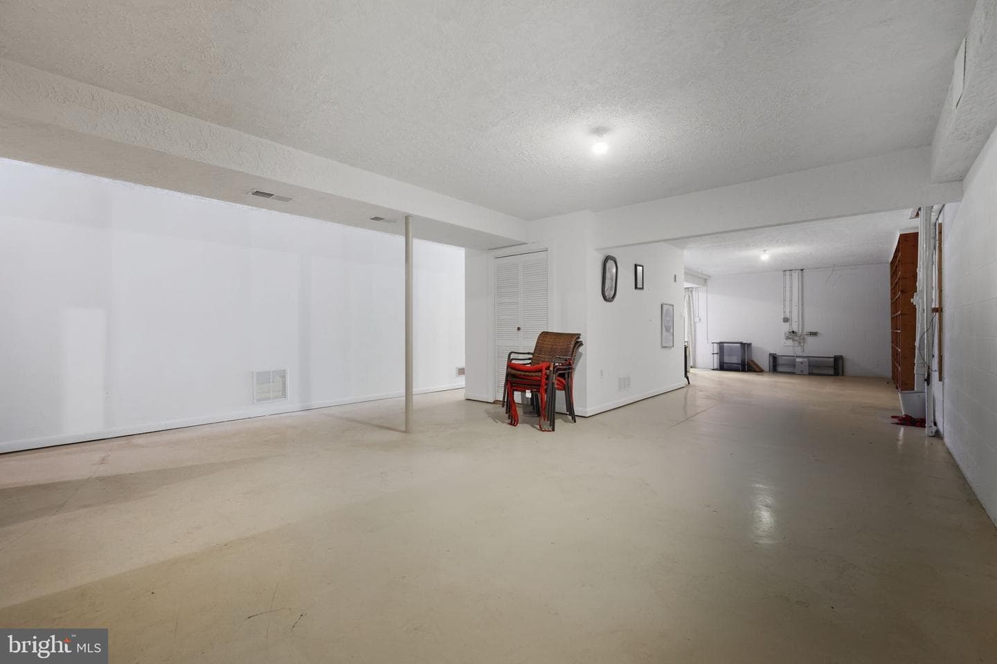202 Stratford Place SW photo 38