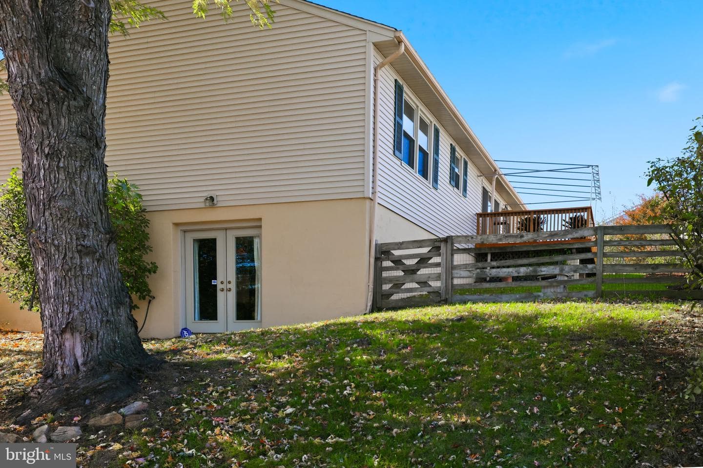 202 Stratford Place SW photo 46