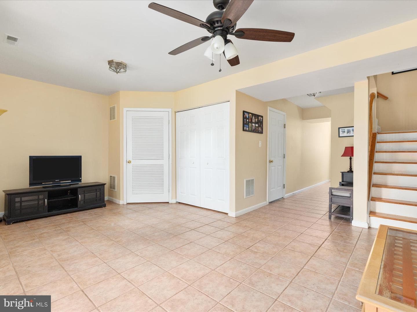 131 Goldsworth Terrace SW photo 8