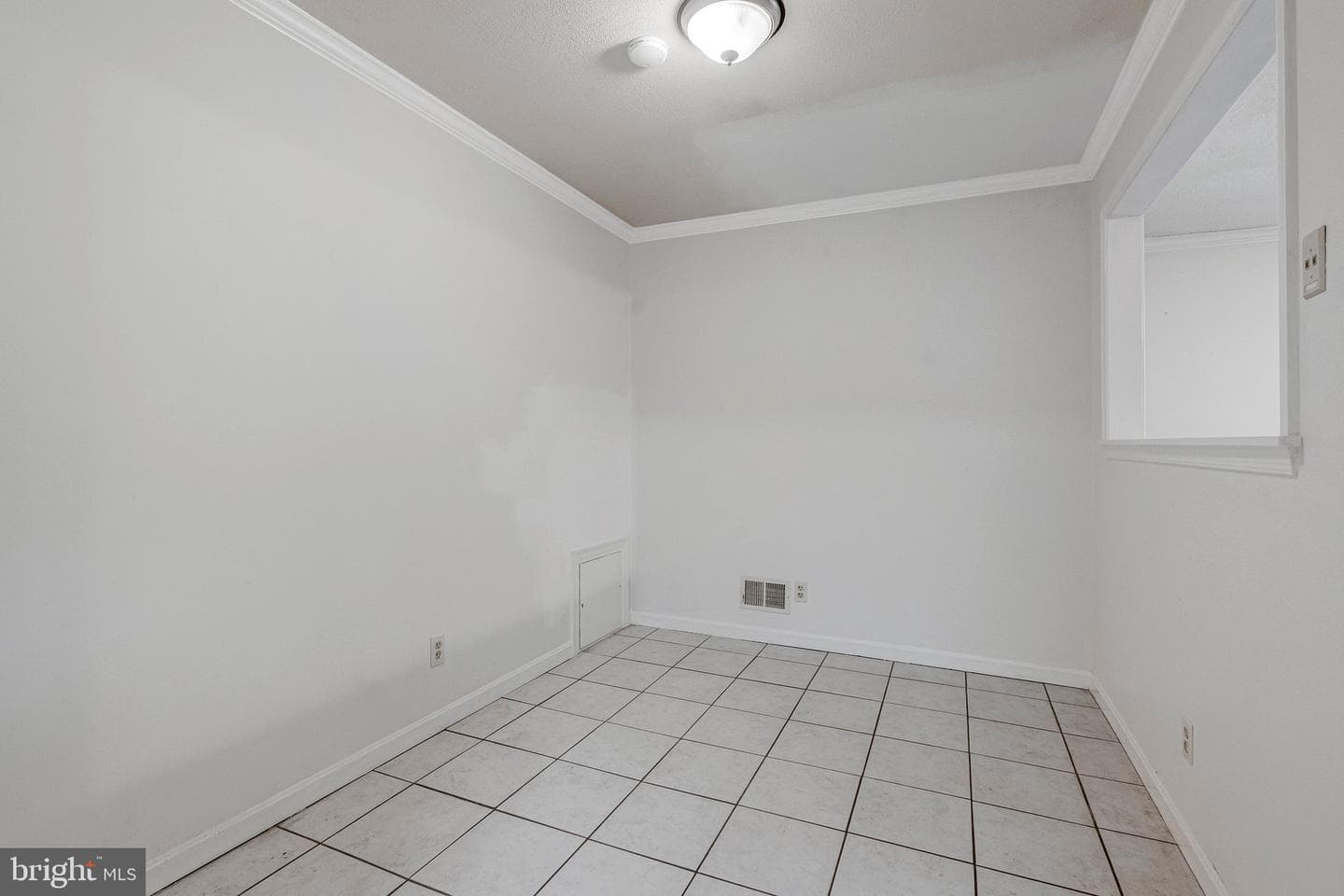 202 N Fir Court photo 16