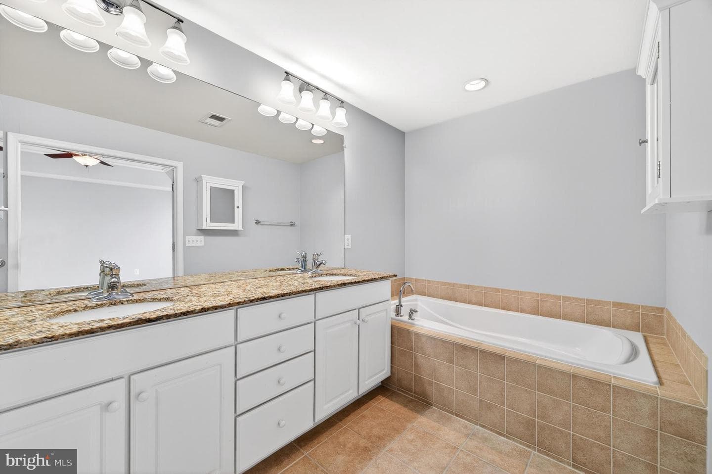 102 Great Laurel Square SE photo 34