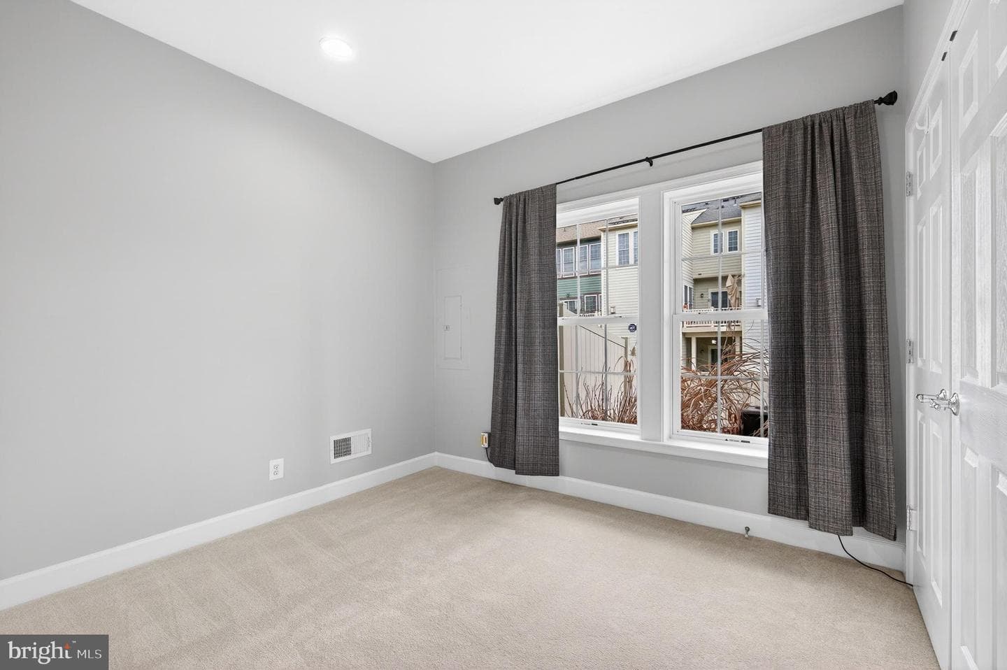 102 Great Laurel Square SE photo 44