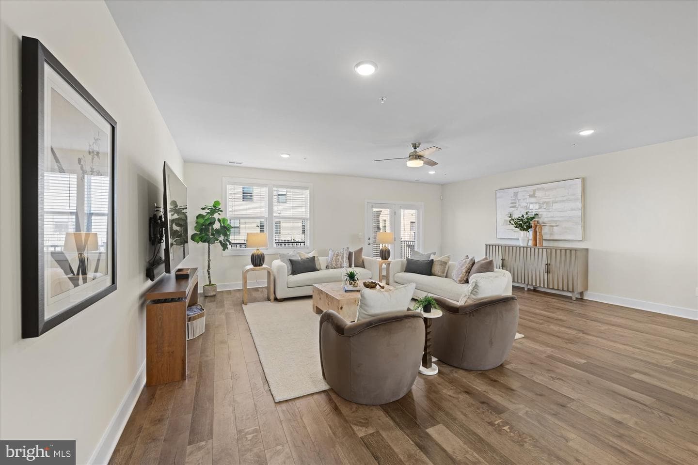 44840 Tiverton Square photo 22