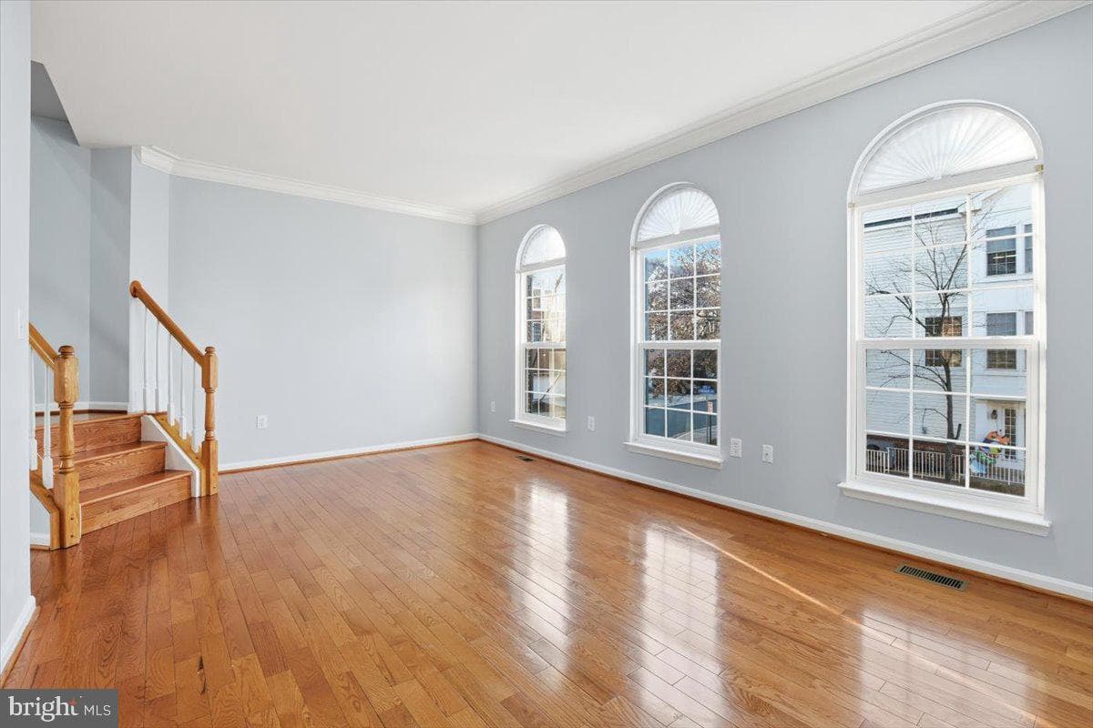 46212 Wales Terrace photo 12