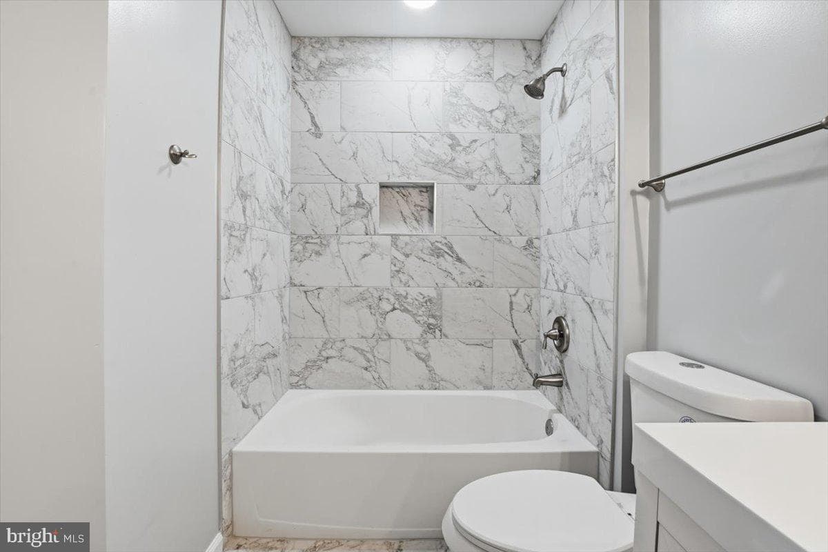 46212 Wales Terrace photo 21