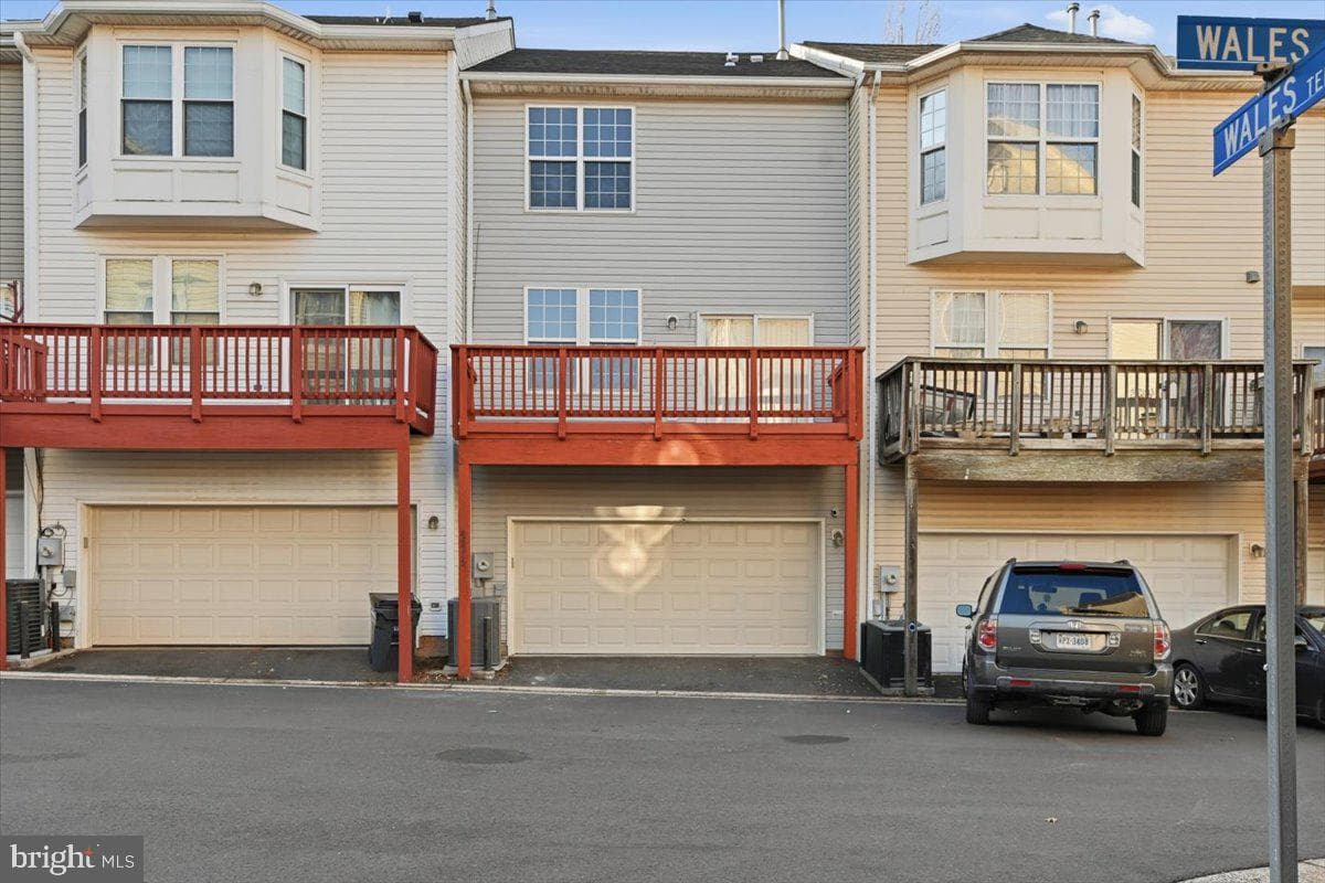 46212 Wales Terrace photo 30