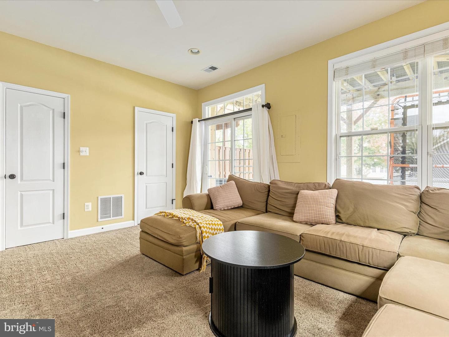 42533 Magellan Square photo 18