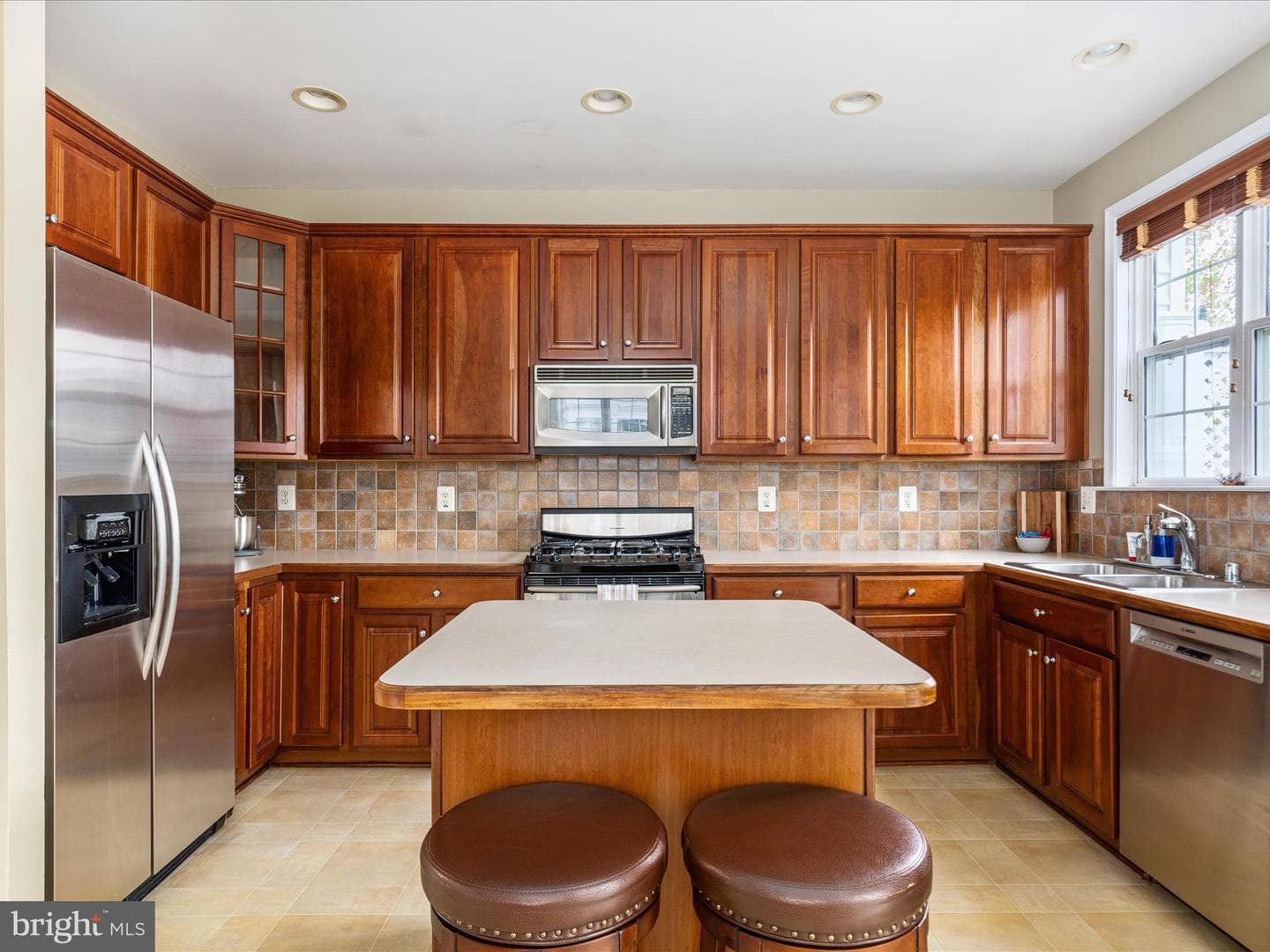 42533 Magellan Square photo 3