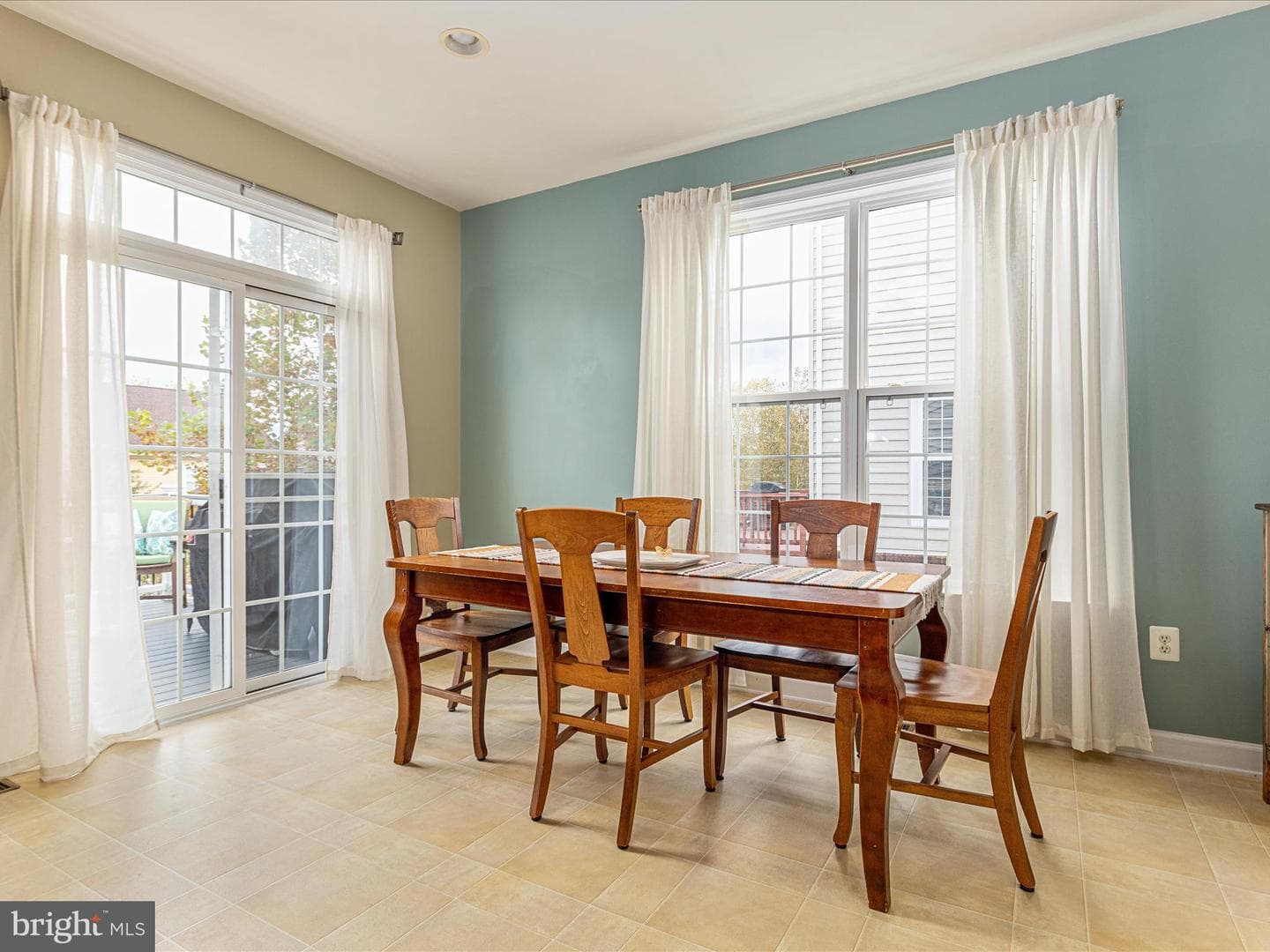 42533 Magellan Square photo 6