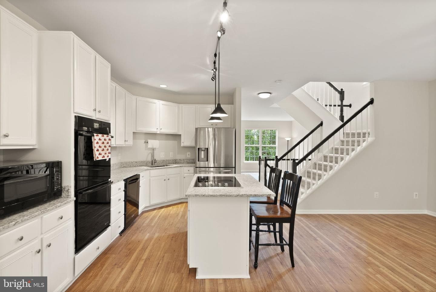 43107 Sherbrooke Terrace photo 23