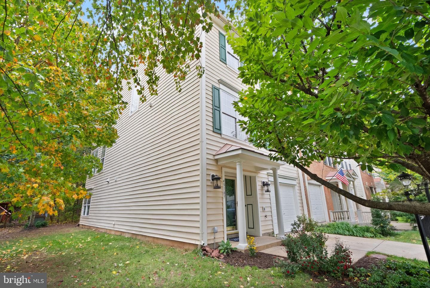 43107 Sherbrooke Terrace photo 3
