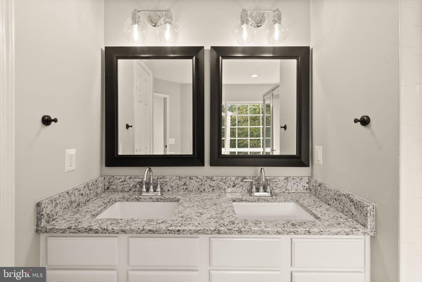 43107 Sherbrooke Terrace photo 47