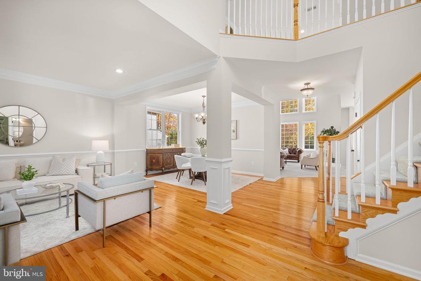 23158 Glenorchy Court photo 3