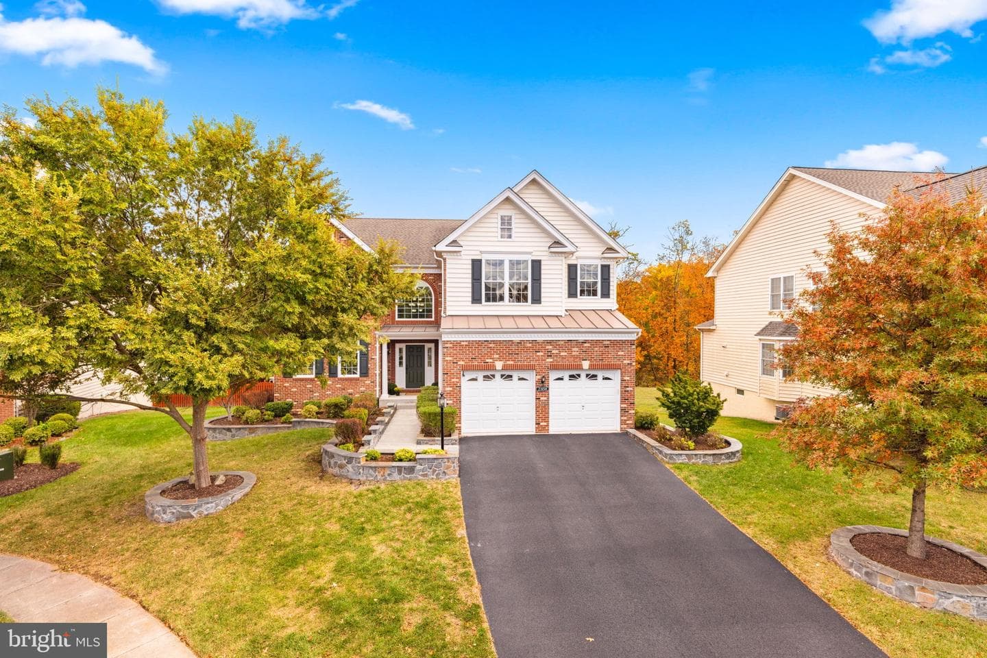 23158 Glenorchy Court photo 69