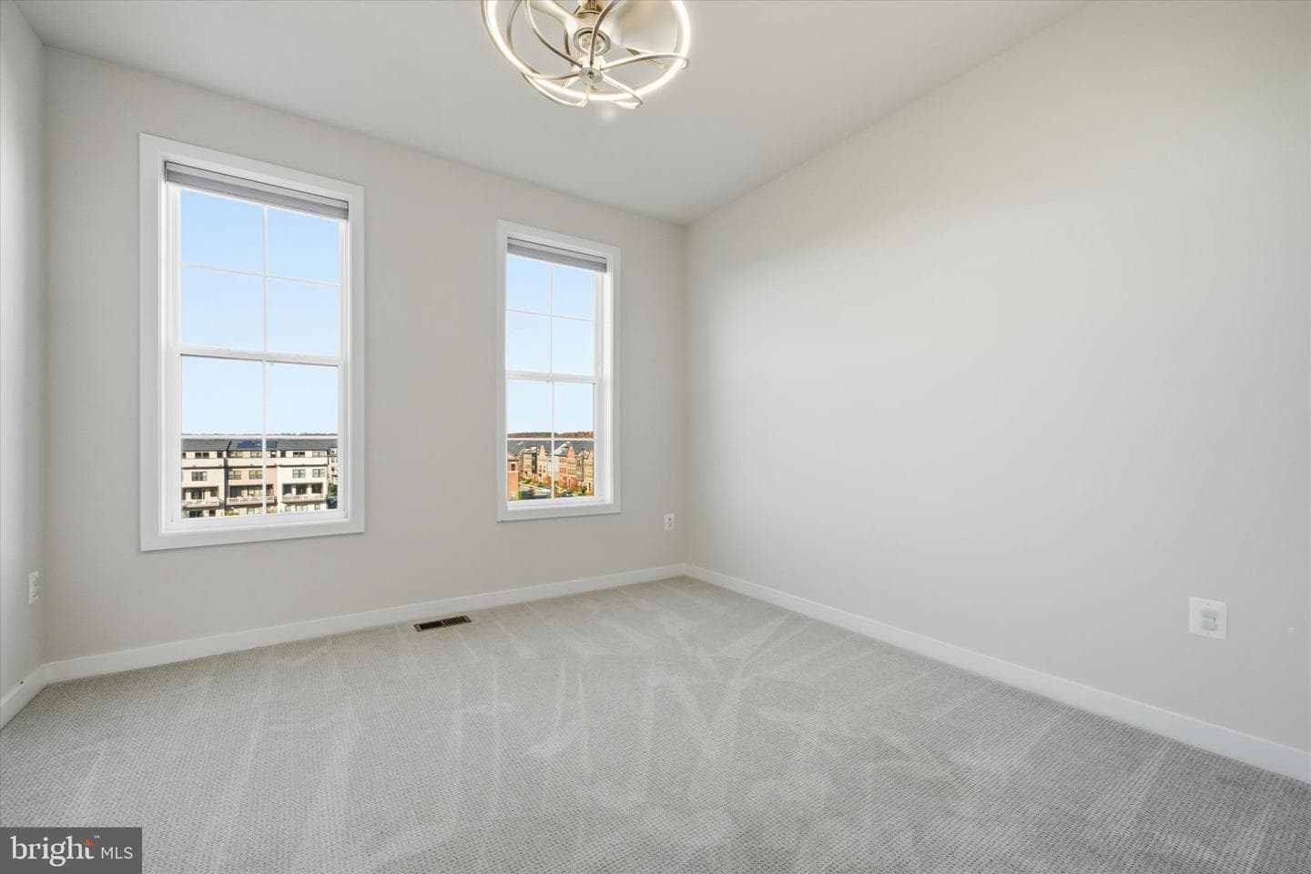 22361 Roanoke Rise Terrace photo 29