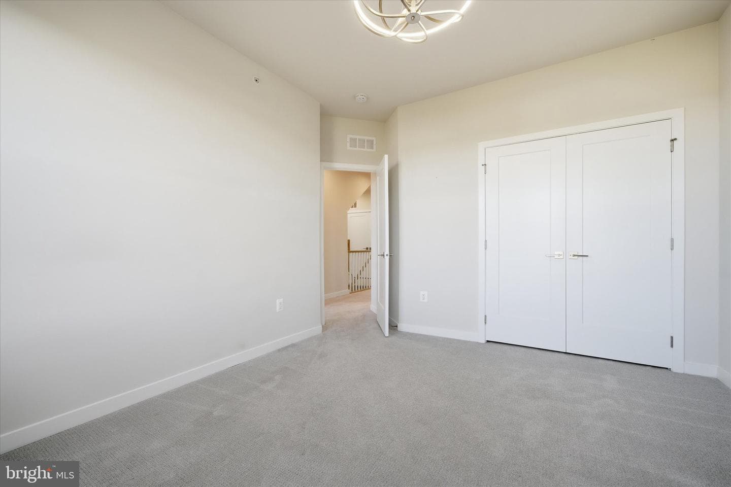 22361 Roanoke Rise Terrace photo 32