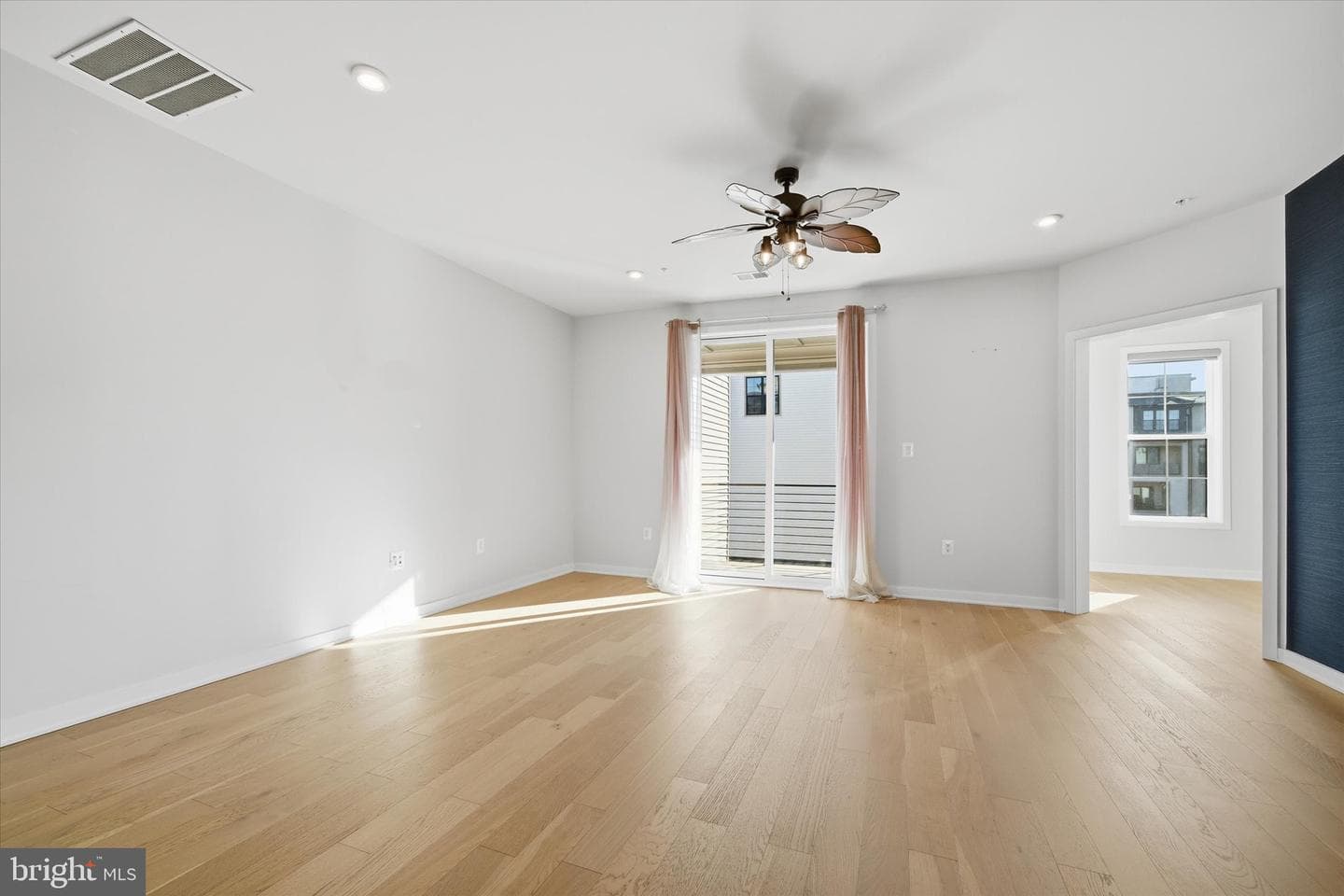 22361 Roanoke Rise Terrace photo 9