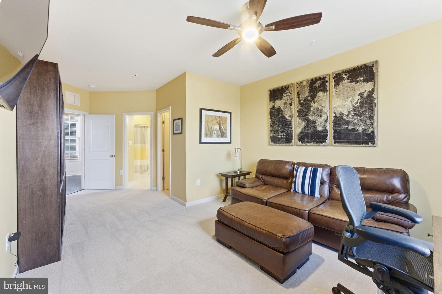 23297 Southdown Manor Terrace #105 photo 38