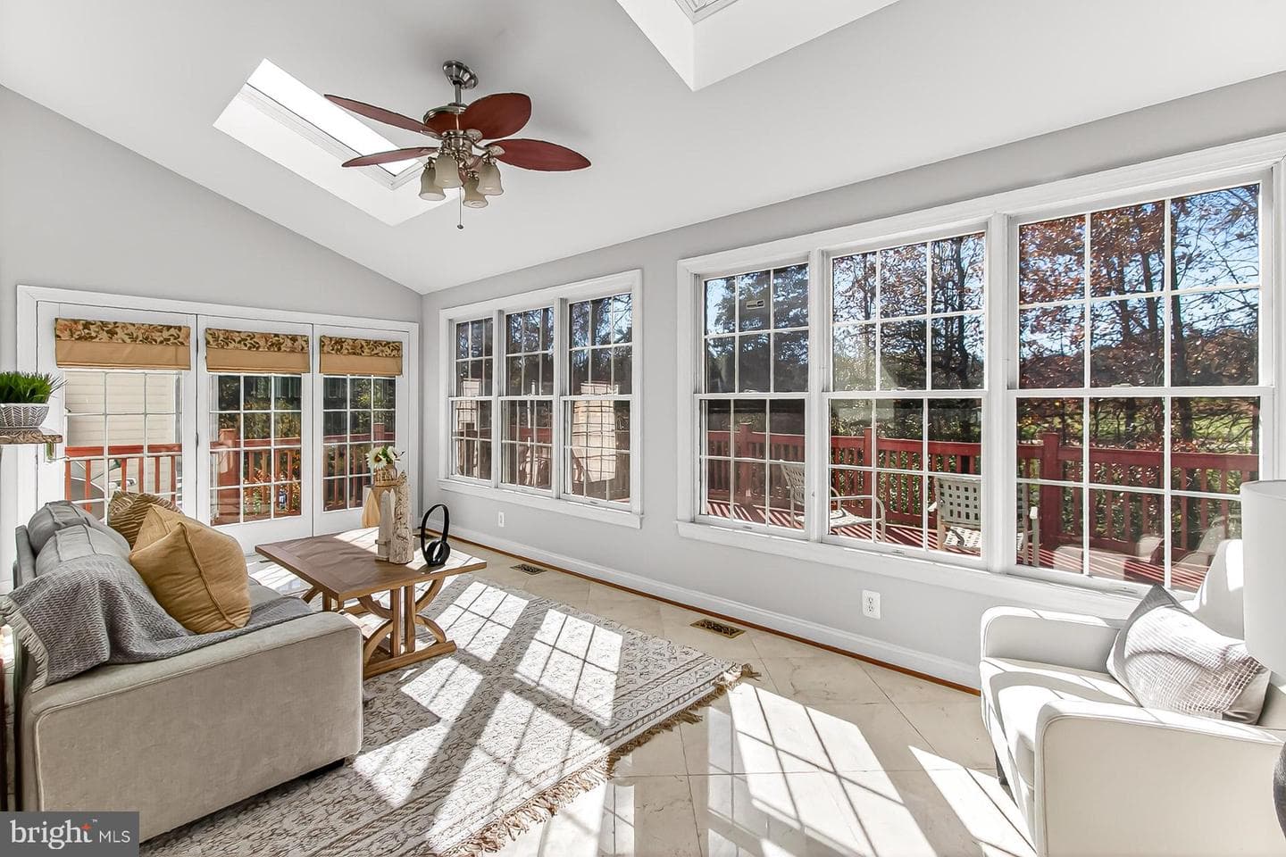26089 Wendell Street photo 12
