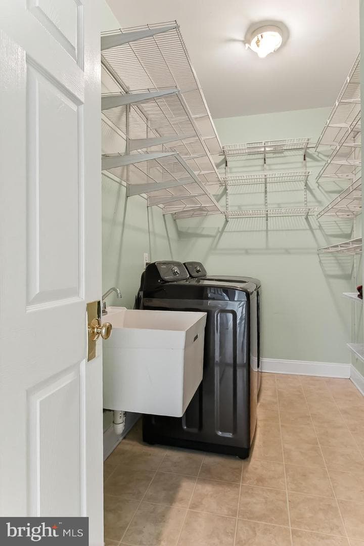 26089 Wendell Street photo 17