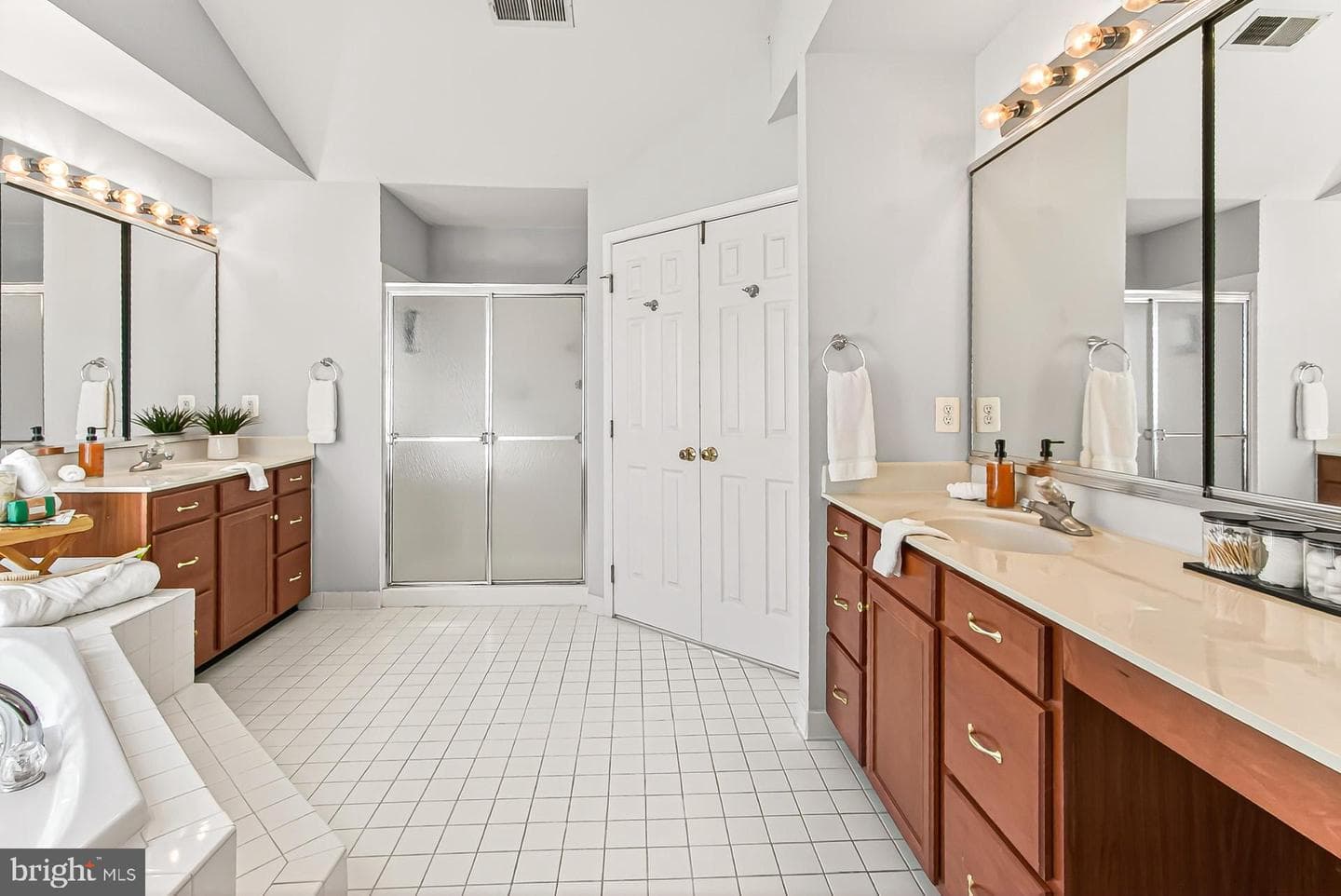 26089 Wendell Street photo 22