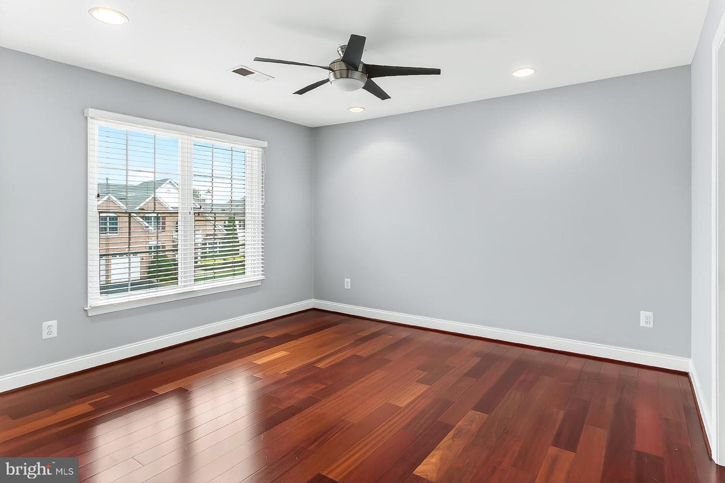 26089 Wendell Street photo 24