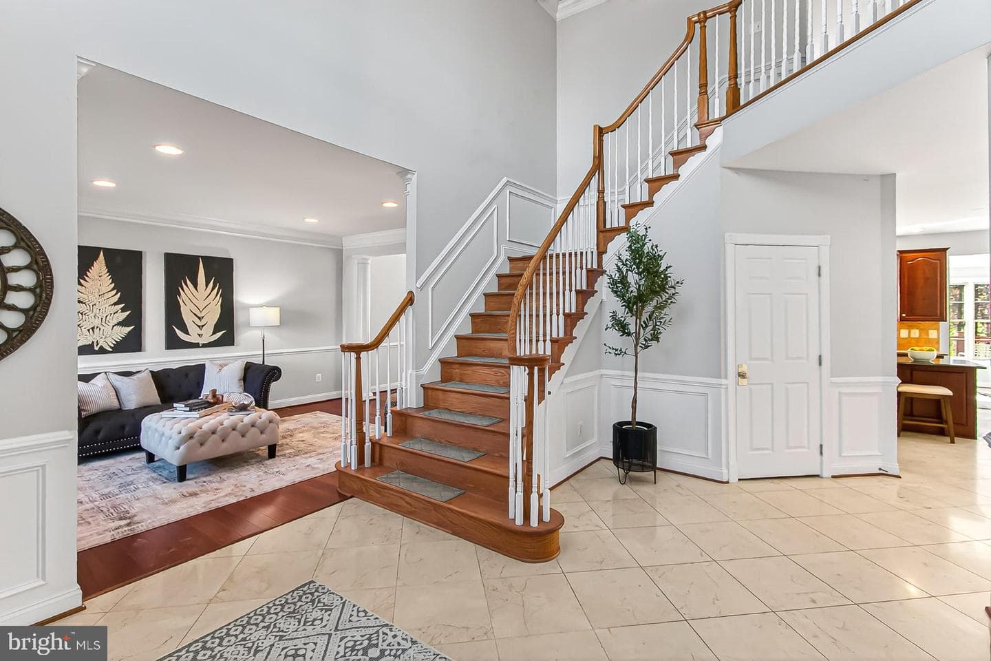 26089 Wendell Street photo 3