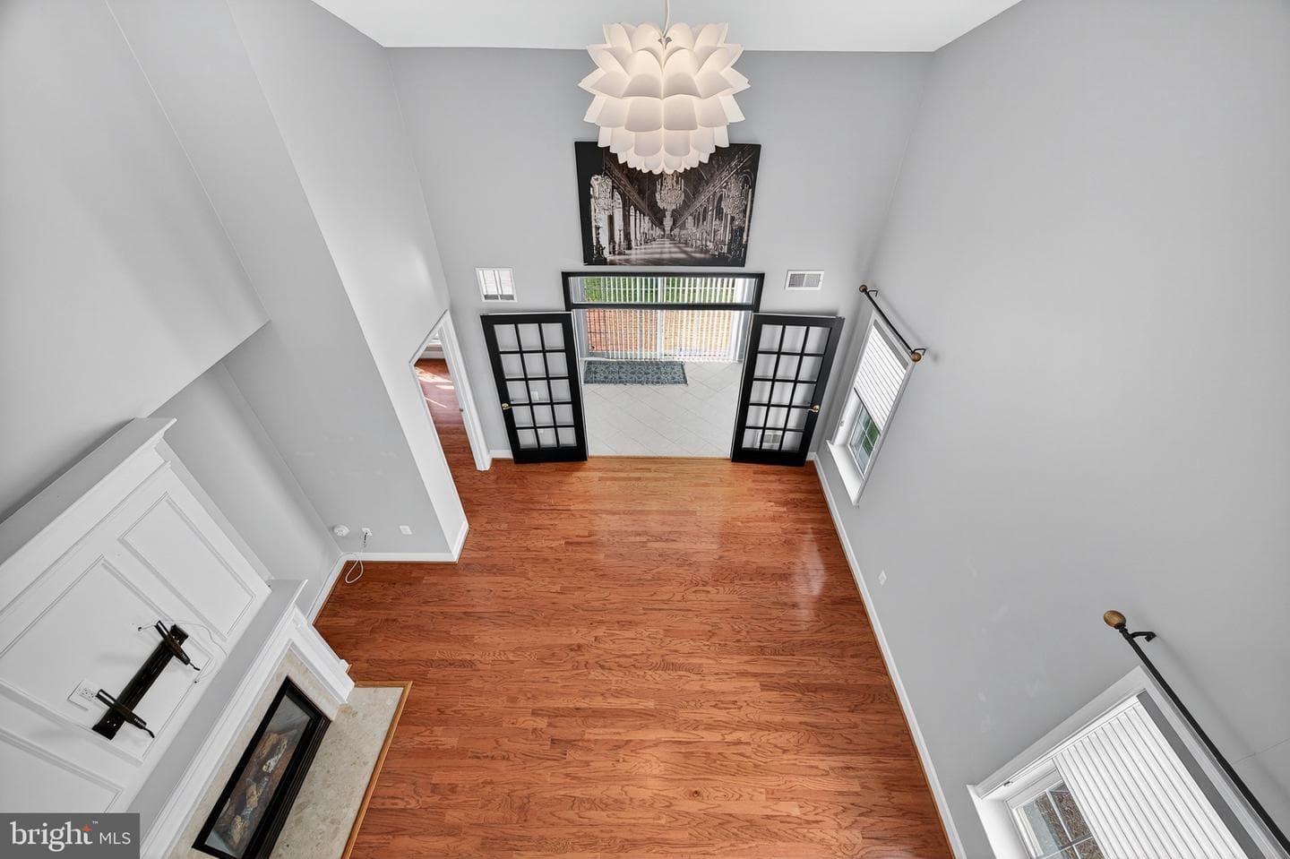44489 Maltese Falcon Square photo 49