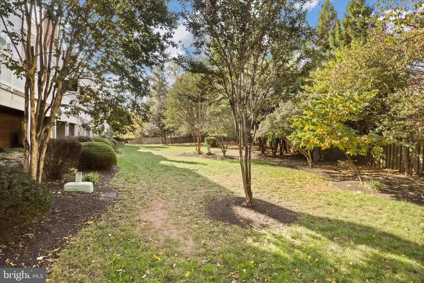 125 Chesterfield Pl photo 6