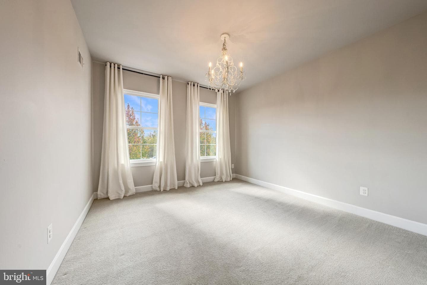 44532 Stepney Drive photo 28