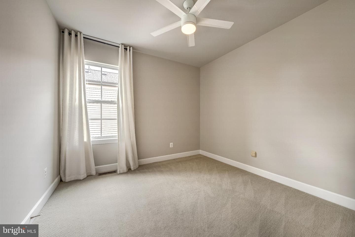 44532 Stepney Drive photo 32