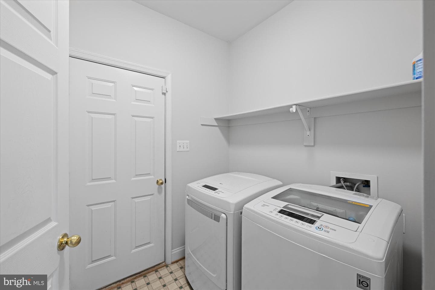 724 Godfrey Court SE photo 22