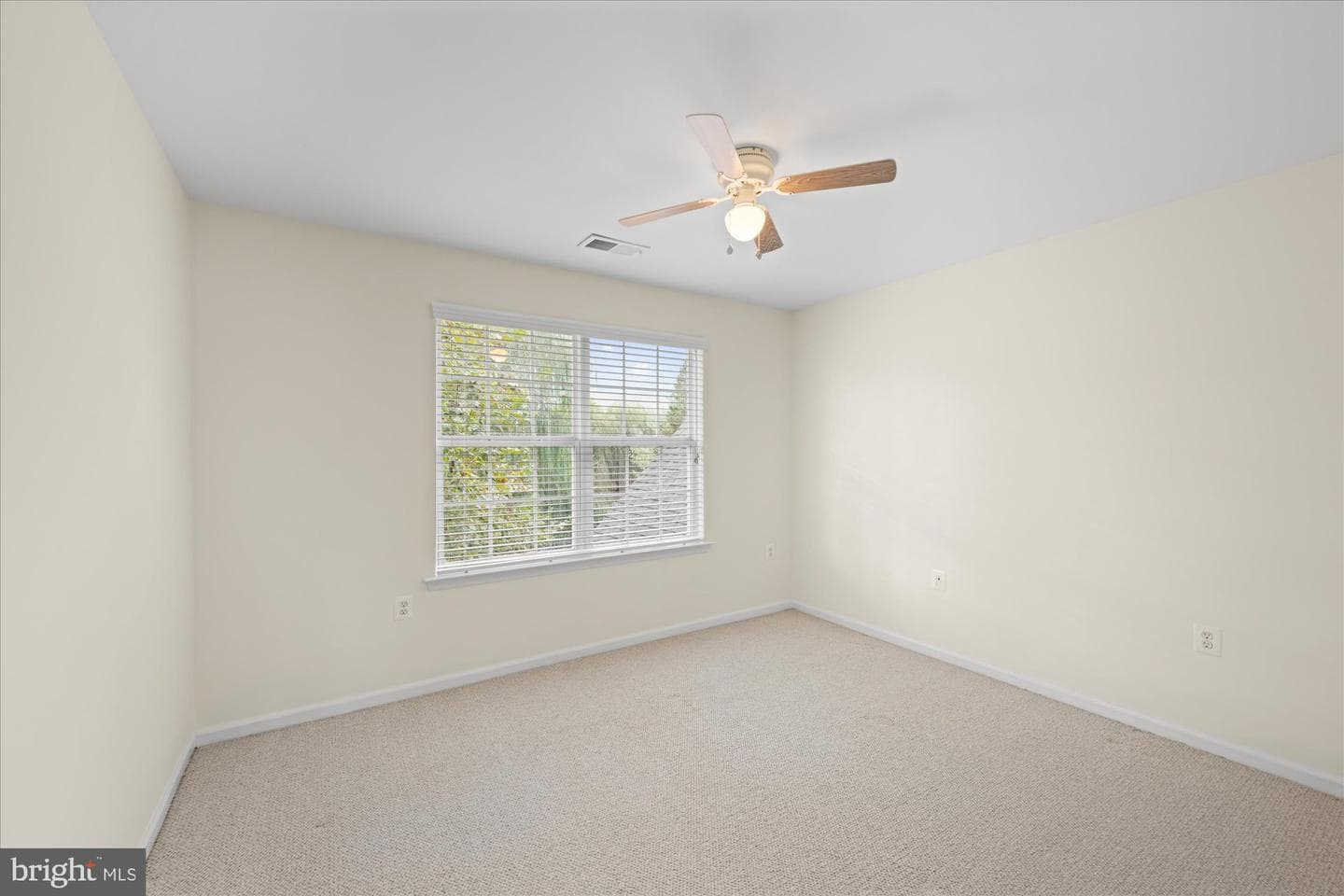 724 Godfrey Court SE photo 25