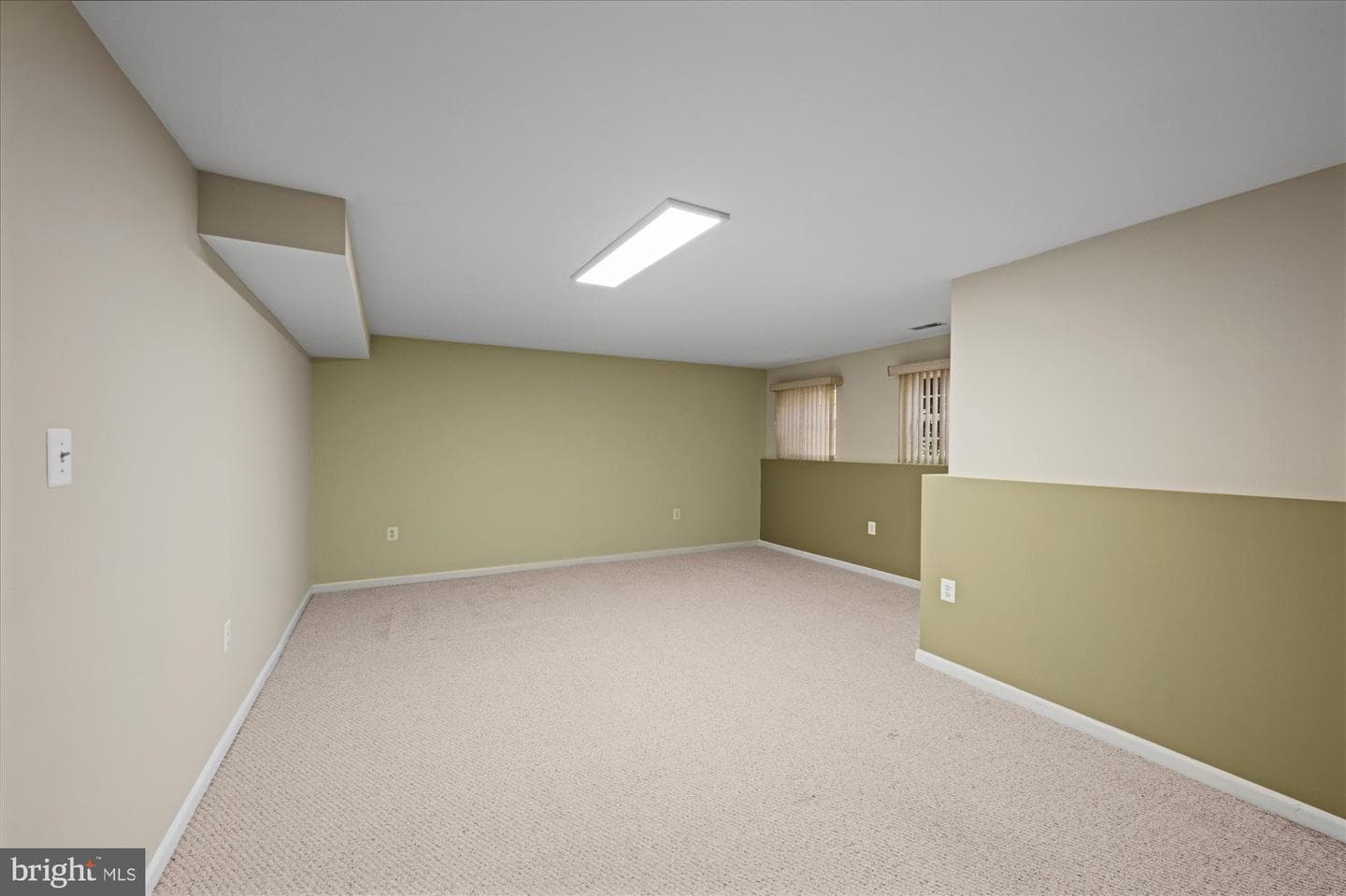 724 Godfrey Court SE photo 32
