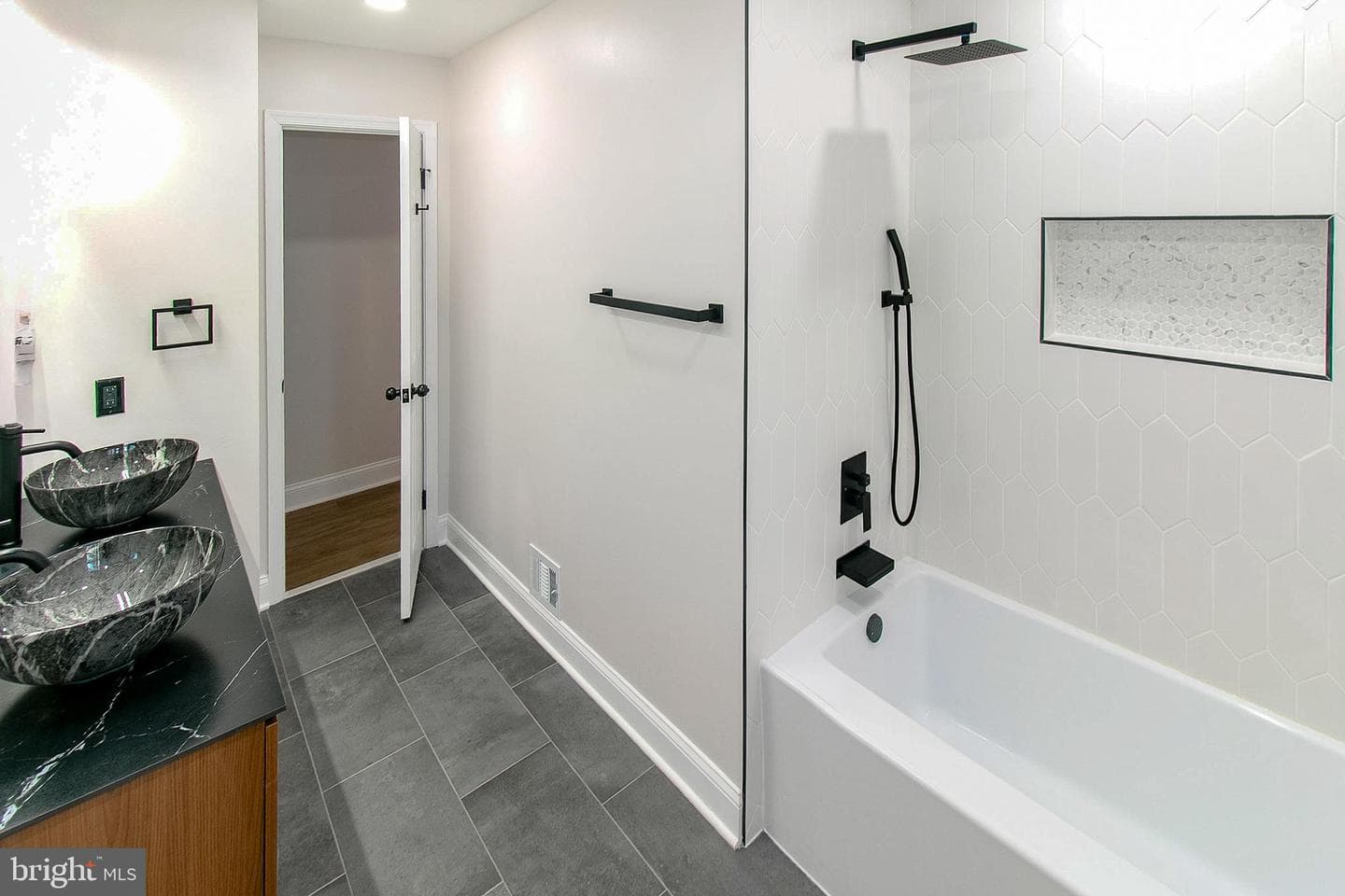21111 Deep Furrow Court photo 25