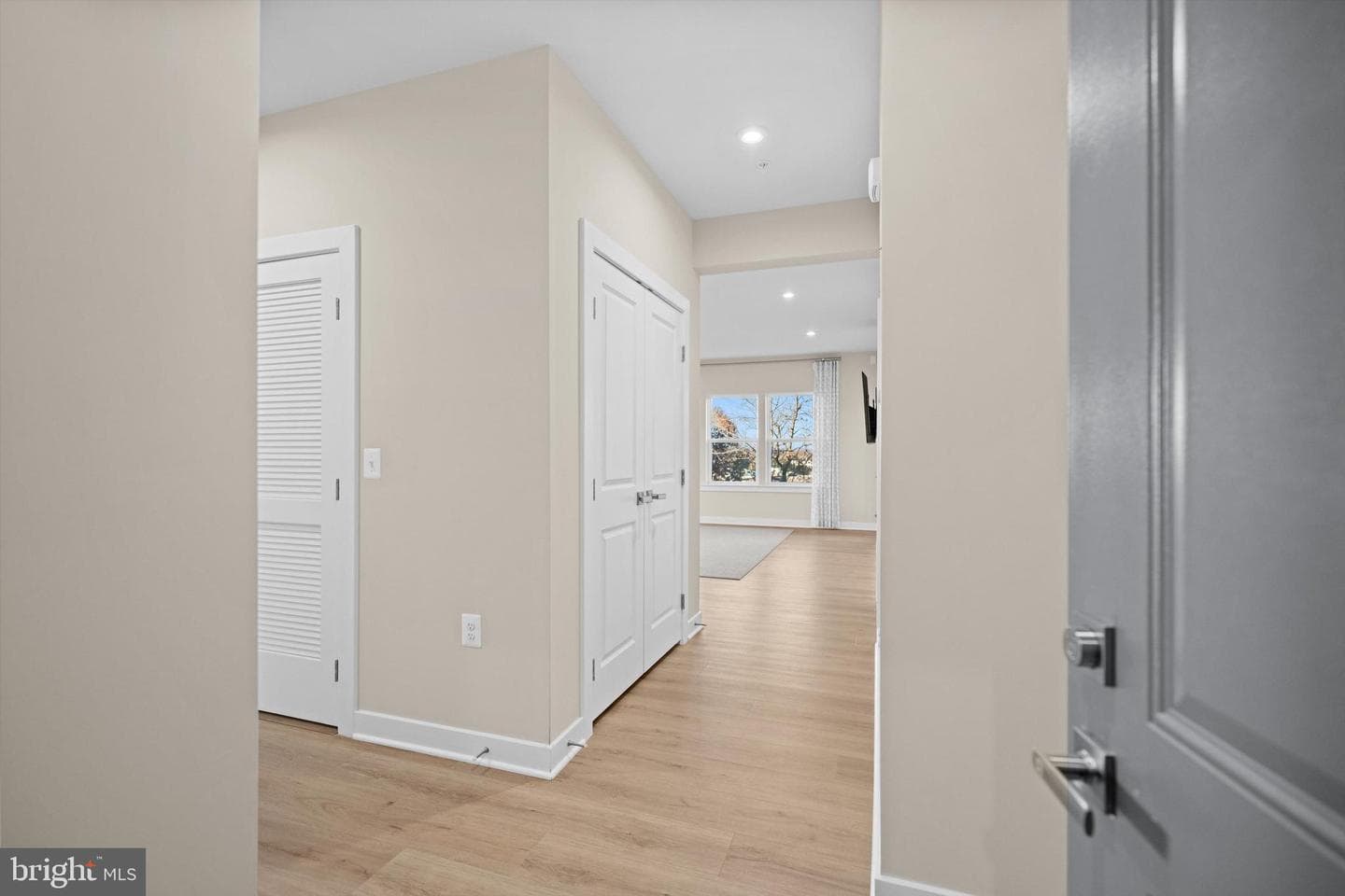 46320 Mount Milstead Terrace #100 photo 5