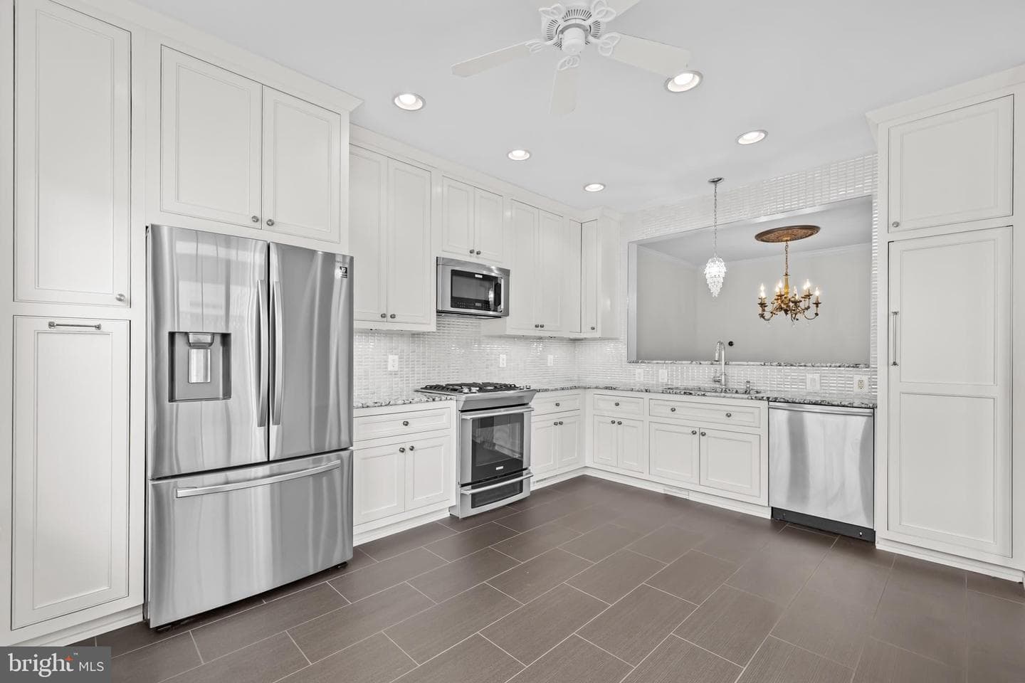 20366 Clover Field Terrace photo 10