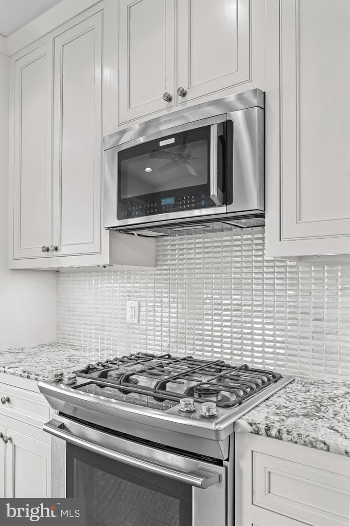 20366 Clover Field Terrace photo 14