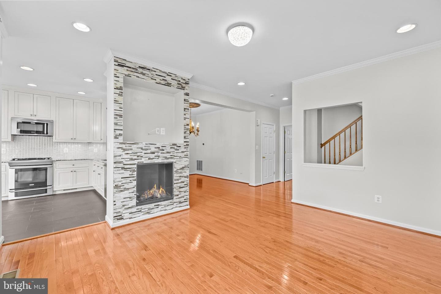 20366 Clover Field Terrace photo 6
