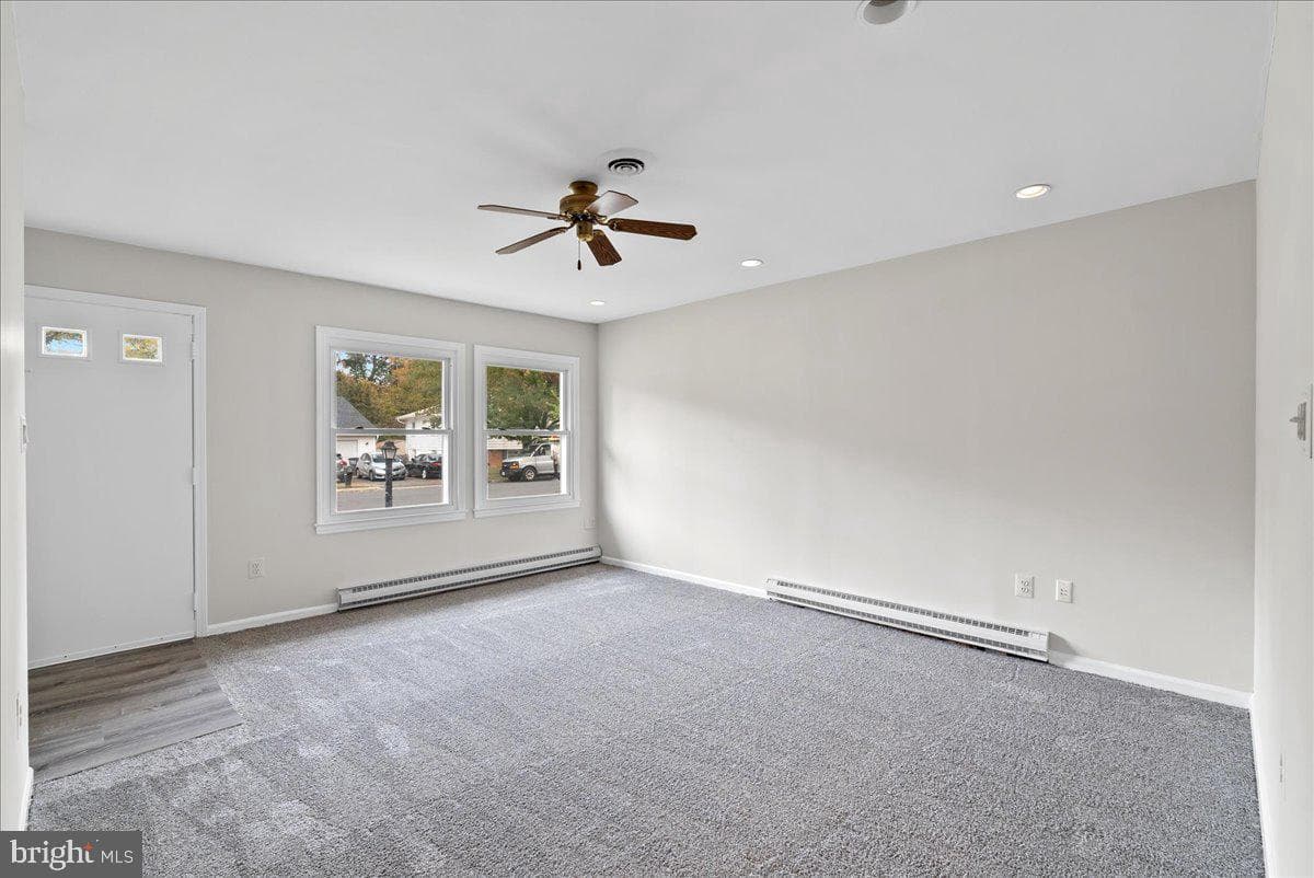 314 E Staunton Avenue E photo 9