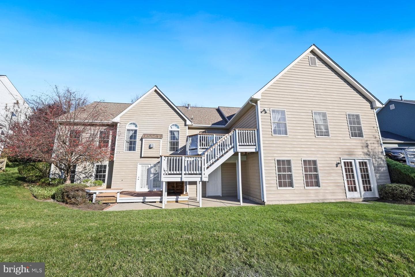 609 S Maple Avenue photo 41