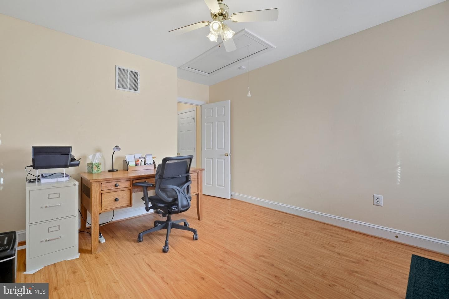 1 Ayr Street SW photo 37