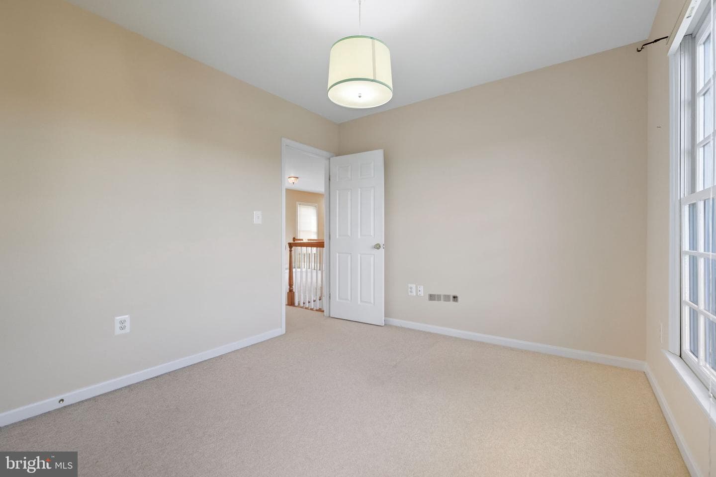 1 Ayr Street SW photo 52
