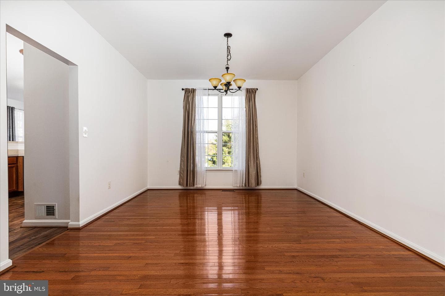 17148 Magic Mountain Drive photo 9