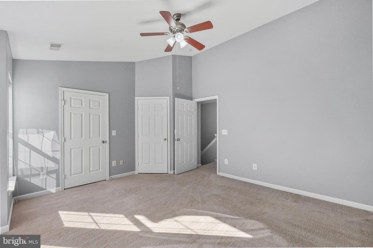 134 Shirley Square SE photo 23