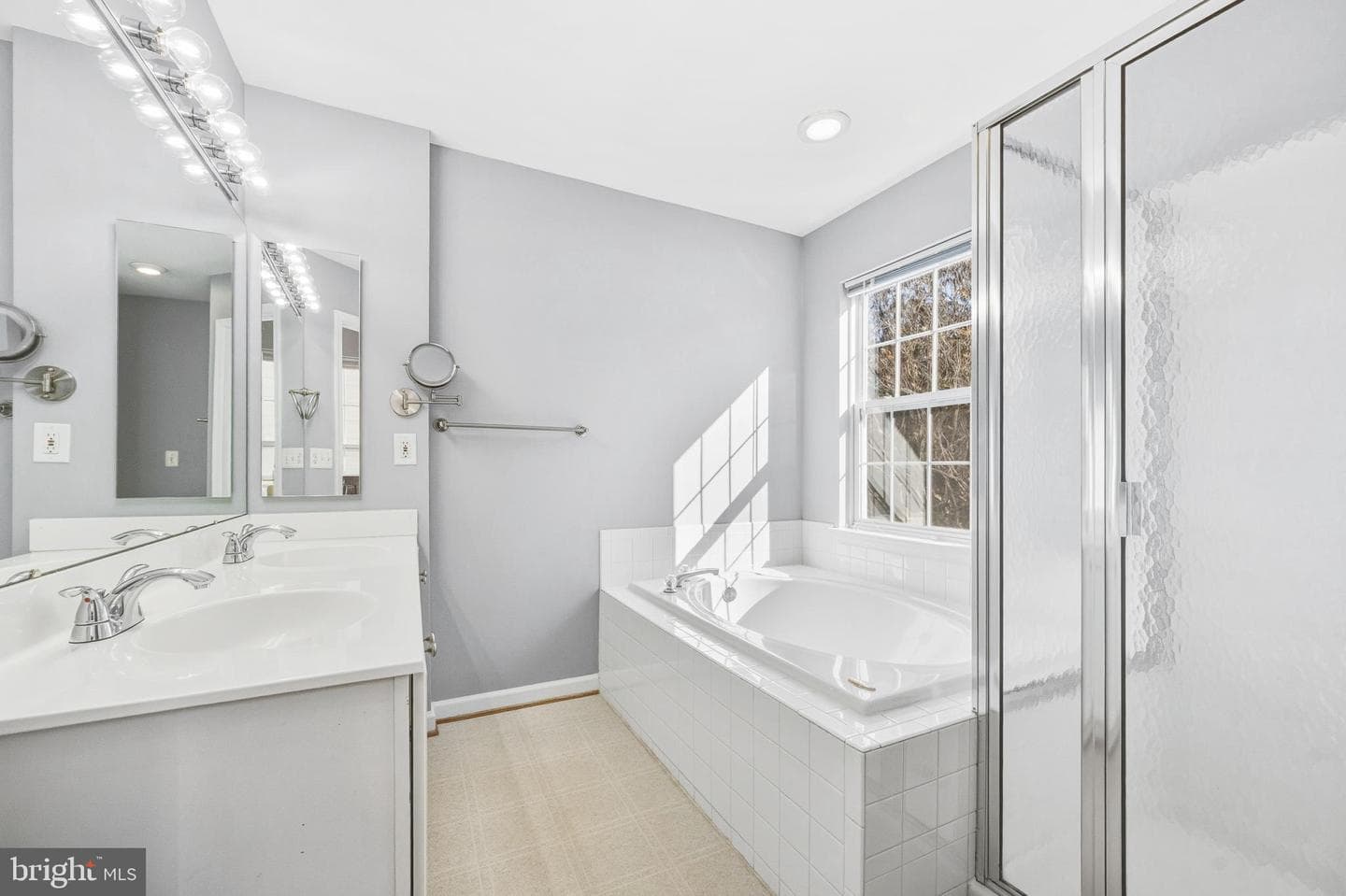 134 Shirley Square SE photo 24