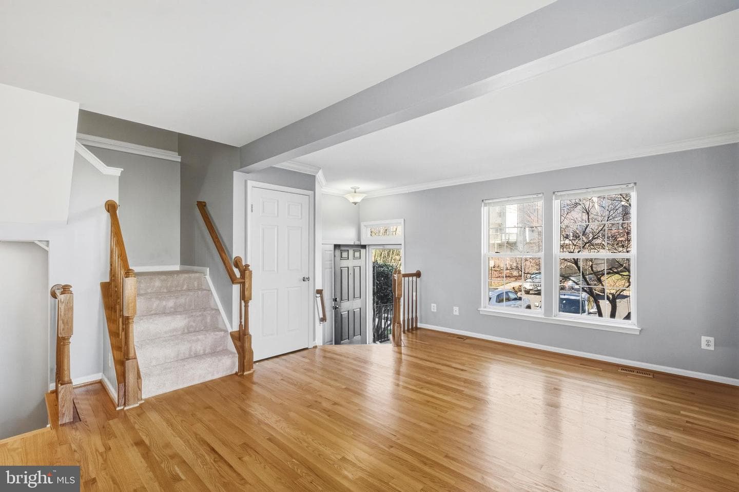134 Shirley Square SE photo 7