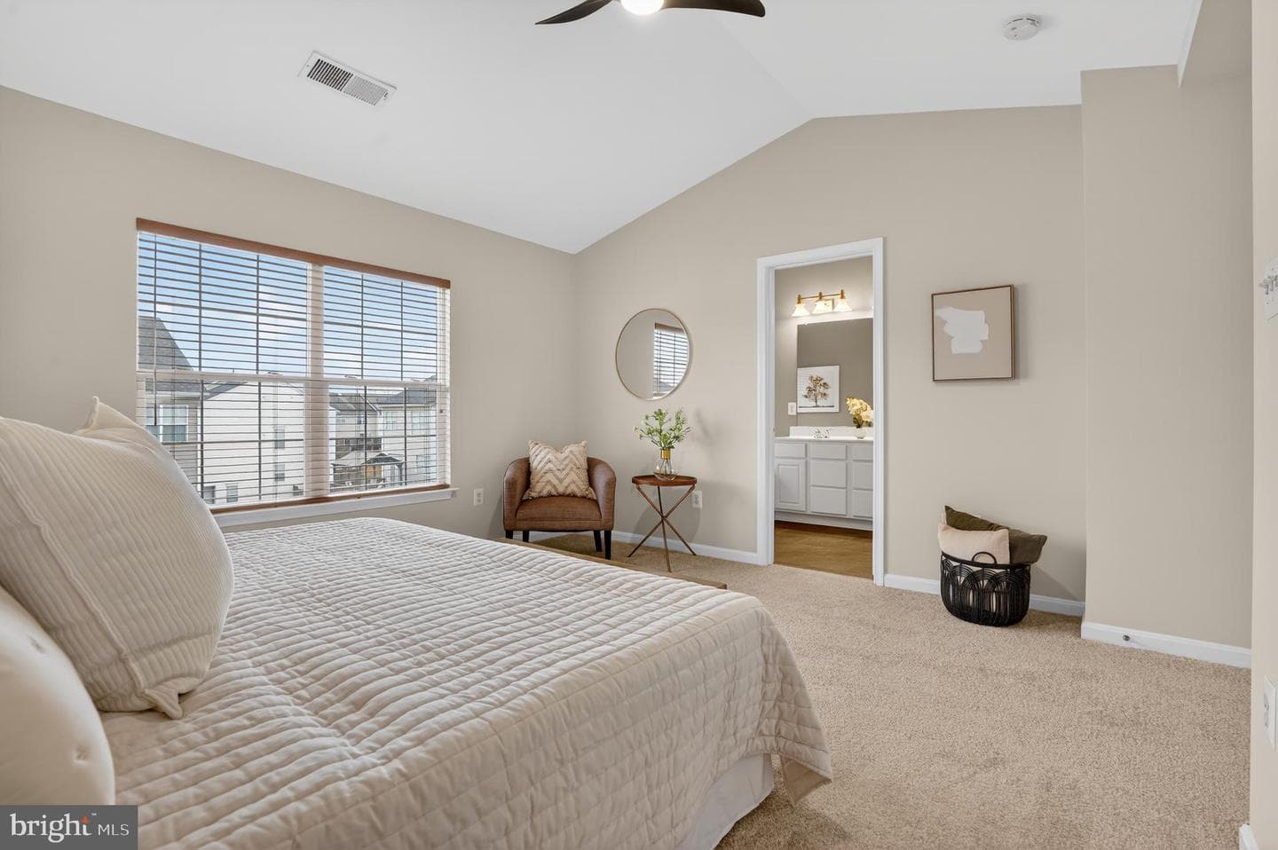 21758 Flora Springs Terrace photo 14
