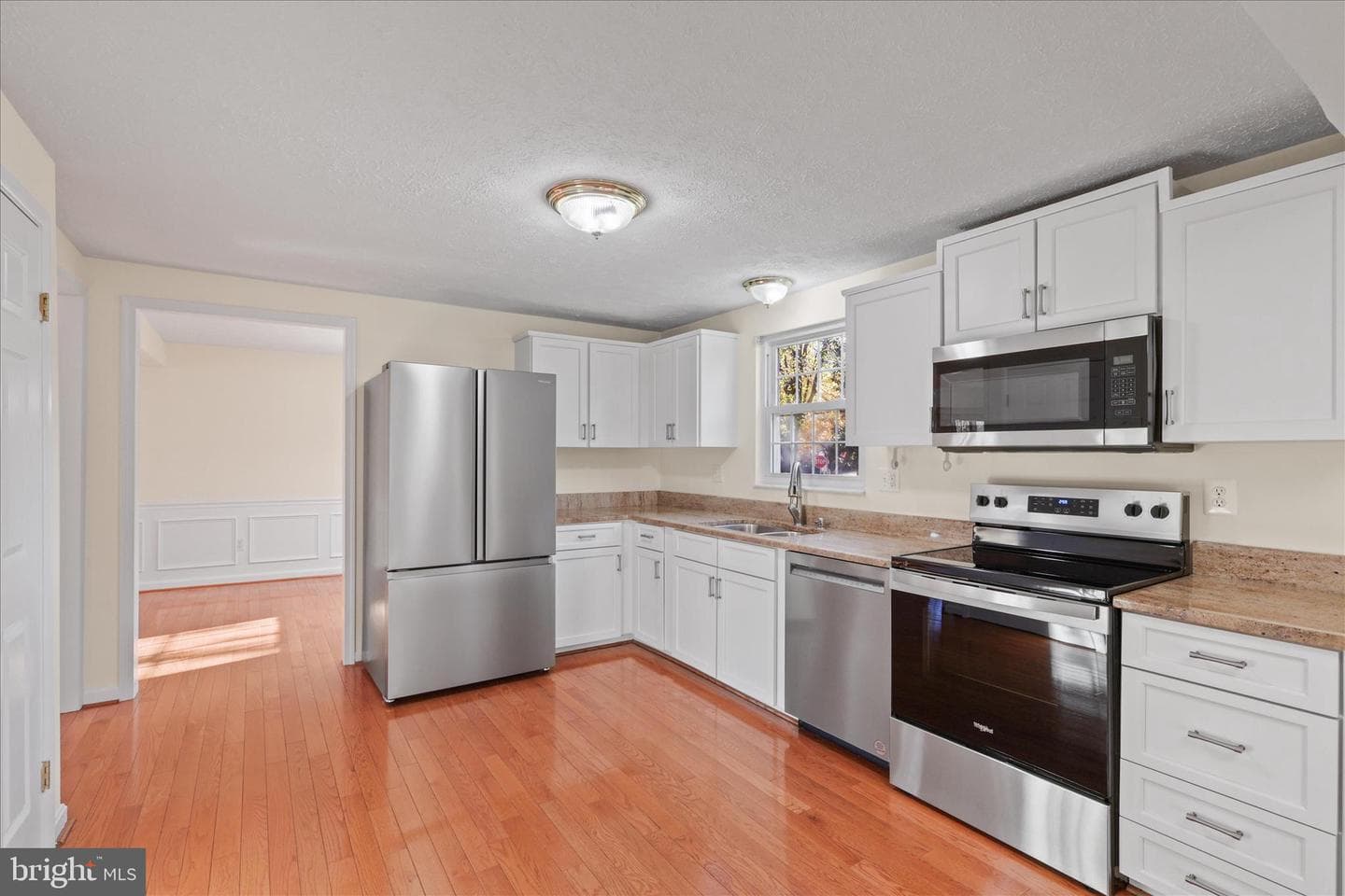 105 Deerwood Court photo 13